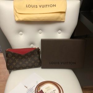 Brand New Louis Vuitton Pallas Clutch NWOT